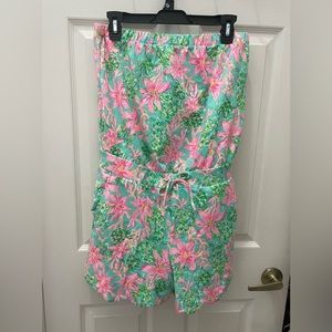 Lilly Pulitzer romper euc size medium